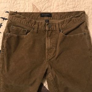 BR Slim fit Stretch Corduroy Pant
